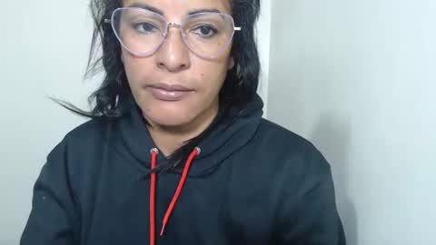 Snapshot of kattleyagray chatting on 07-05-26, 12:45 KattleyaGrey online show from 07-05-26, 12:45