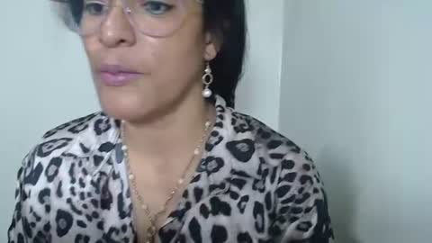 Snapshot of kattleyagray chatting on 07-11-26, 07:38 KattleyaGrey online show from 07-11-26, 07:38