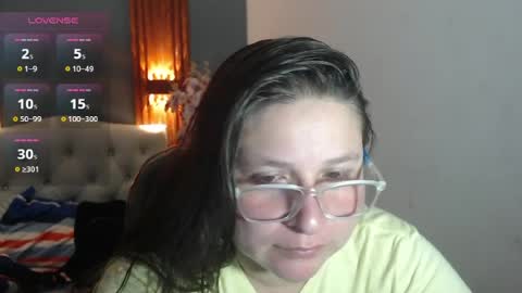 Snapshot of katty_findom_ chatting on 06-24-26, 09:30 katty online show from 06-24-26, 09:30