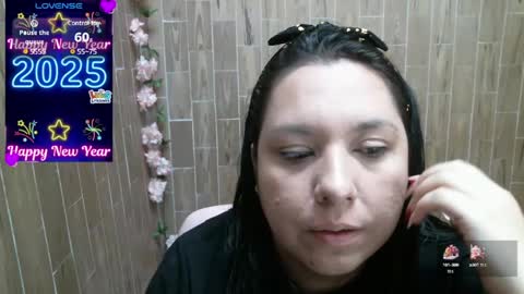 Snapshot of katy2425 chatting on 01-06-25, 01:20 Katy online show from 01-06-25, 01:20
