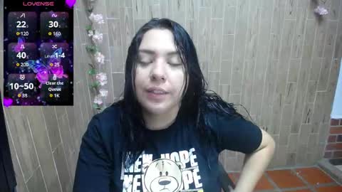 Snapshot of katy2425 chatting on 02-12-25, 02:45 Katy online show from 02-12-25, 02:45
