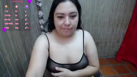 Snapshot of katy2425 chatting on 09-10-25, 01:49 Katy online show from 09-10-25, 01:49
