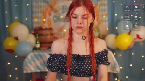 Katy      -    online show from 10-06-25, 03:04