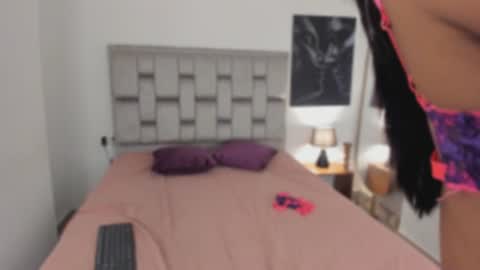 Snapshot of katya_rogerss chatting on 06-19-26, 12:37 katya online show from 06-19-26, 12:37