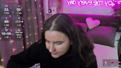 Kate online show from 02-26-26, 05:39