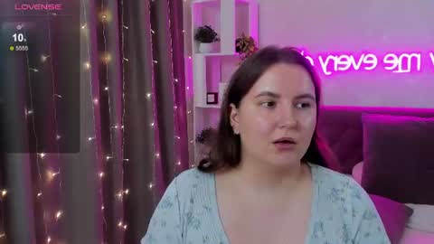Kate online show from 06-12-26, 06:23