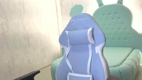 Snapshot of katyblondee chatting on 09-12-25, 03:39 KatyBlondee online show from 09-12-25, 03:39