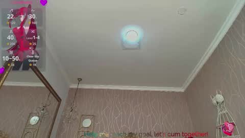 Snapshot of katybrowns chatting on 10-21-25, 07:03 KATY online show from 10-21-25, 07:03