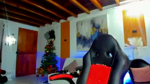 katy deliz online show from 11-04-25, 10:42