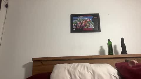 Snapshot of katyjuggs chatting on 10-05-25, 04:05 Katy Juggs online show from 10-05-25, 04:05