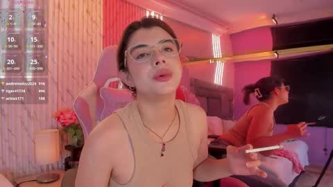 Snapshot of katyparisi chatting on 02-09-26, 08:35 Katy Parisi online show from 02-09-26, 08:35