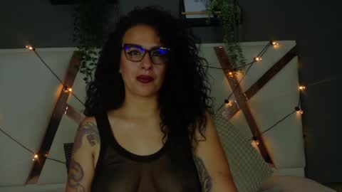 Snapshot of katyrataylor__ chatting on 03-31-26, 10:54 katyrataylor__ online show from 03-31-26, 10:54