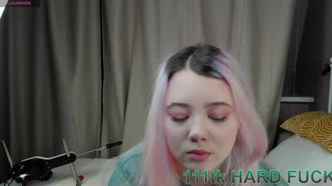 Snapshot of kawaii_yuki chatting on 12-30-24, 01:04 Yuki  online show from 12-30-24, 01:04