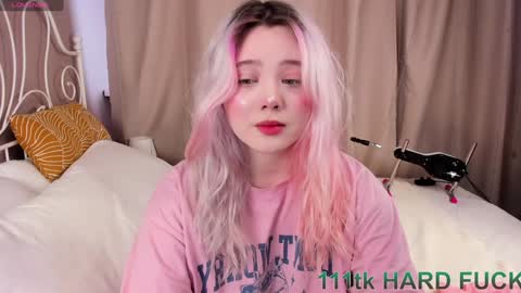 Snapshot of kawaii_yuki chatting on 01-19-25, 08:39 Yuki  online show from 01-19-25, 08:39