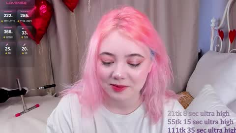 Snapshot of kawaii_yuki chatting on 02-13-25, 08:38 Yuki  online show from 02-13-25, 08:38