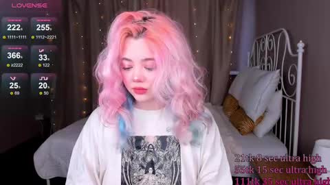 Snapshot of kawaii_yuki chatting on 03-08-25, 08:44 Yuki  online show from 03-08-25, 08:44