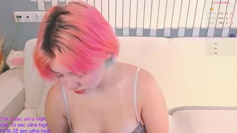 Snapshot of kawaii_yuki chatting on 10-12-25, 03:38 Yuki  online show from 10-12-25, 03:38