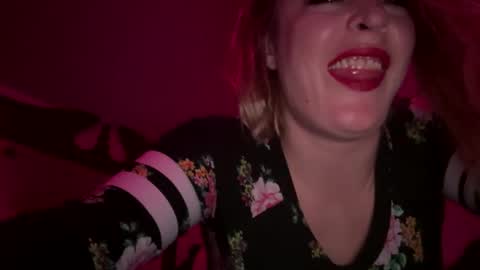 Snapshot of kay_la chatting on 11-02-25, 08:39 kay_la online show from 11-02-25, 08:39