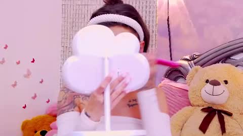 Snapshot of kayabellee chatting on 06-10-26, 04:34 Kaya Belle online show from 06-10-26, 04:34