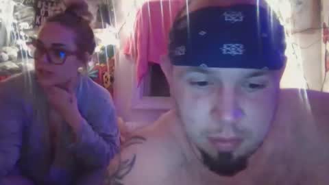 M and K online show from 05-23-26, 07:46