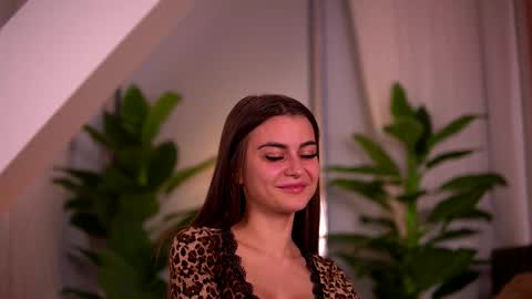 kaylabray online show from 11-05-25, 04:56