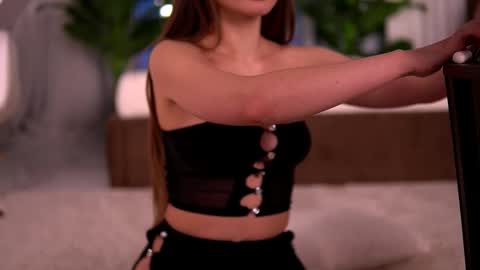 kaylabray online show from 02-11-26, 05:23