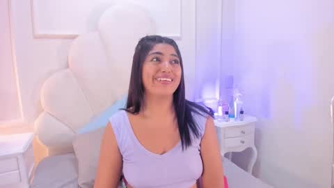 Snapshot of kaylachannell chatting on 01-16-26, 04:05 kaylachannell online show from 01-16-26, 04:05