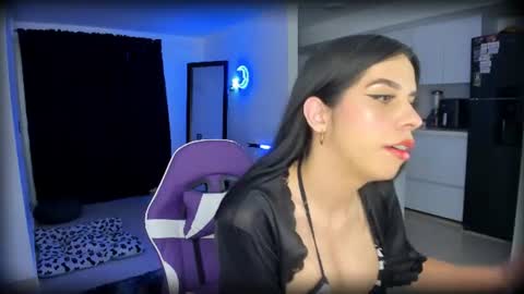 Snapshot of kayle______ chatting on 06-16-26, 11:29 INSTAjohedija online show from 06-16-26, 11:29
