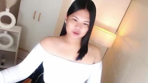 Y O U R        F U T U R E       K A Y L E E  online show from 02-25-26, 05:33