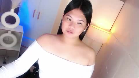 Y O U R        F U T U R E       K A Y L E E  online show from 03-06-26, 06:48