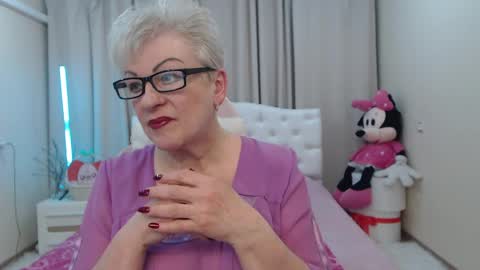 kaylesmoll online show from 03-31-26, 07:03