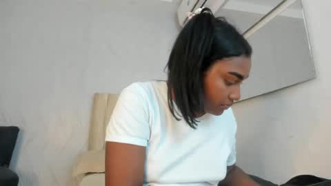 Snapshot of kayna_gomez chatting on 04-29-26, 07:42 Kayna online show from 04-29-26, 07:42