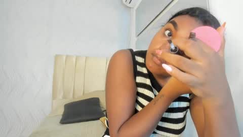 Snapshot of kayna_gomez chatting on 05-26-26, 06:59 Kayna online show from 05-26-26, 06:59