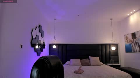 Kay online show from 03-28-26, 03:39