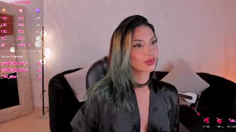 Snapshot of kayralanne chatting on 06-25-26, 05:12 Kay online show from 06-25-26, 05:12