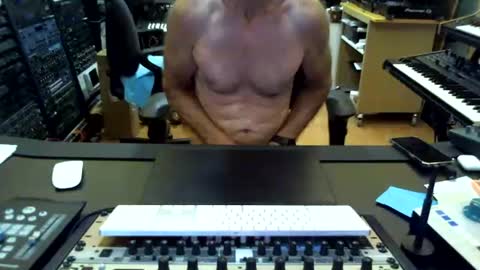 enjoy online show from 06-30-26, 11:55