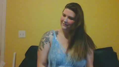 Snapshot of kaytiebird96 chatting on 09-24-25, 06:33 Katie Bird online show from 09-24-25, 06:33