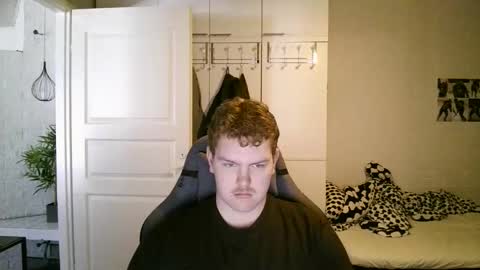 Aatu online show from 04-20-26, 06:27