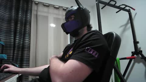 Snapshot of kaywolf89 chatting on 04-25-26, 07:33 Neon online show from 04-25-26, 07:33