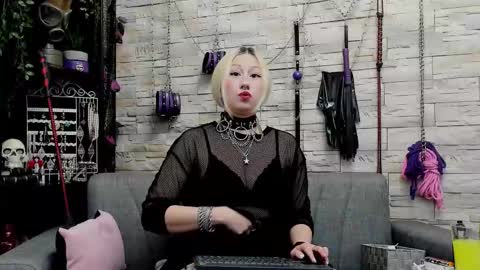 Miss Kazia online show from 10-28-25, 11:29