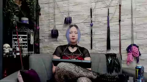 Miss Kazia online show from 01-10-26, 01:07