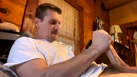 Snapshot of kcdowdy90 chatting on 12-28-24, 02:32 rowdy6969 online show from 12-28-24, 02:32