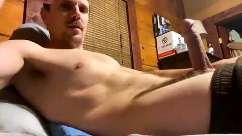 Snapshot of kcdowdy90 chatting on 12-31-24, 11:53 rowdy6969 online show from 12-31-24, 11:53