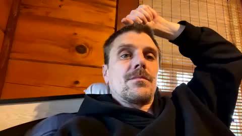 Snapshot of kcdowdy90 chatting on 01-02-25, 08:02 rowdy6969 online show from 01-02-25, 08:02