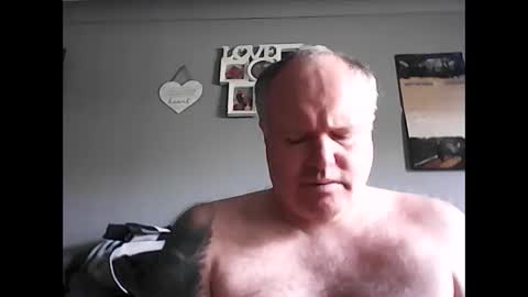 kdus4444 online show from 09-15-25, 01:00