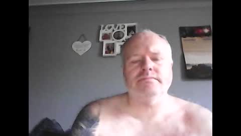 kdus4444 online show from 12-01-25, 09:47