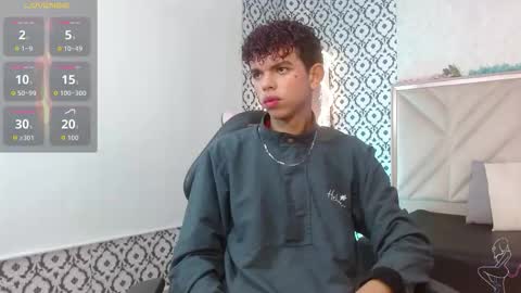 Snapshot of keahi_tay chatting on 02-21-26, 11:44 keahi online show from 02-21-26, 11:44