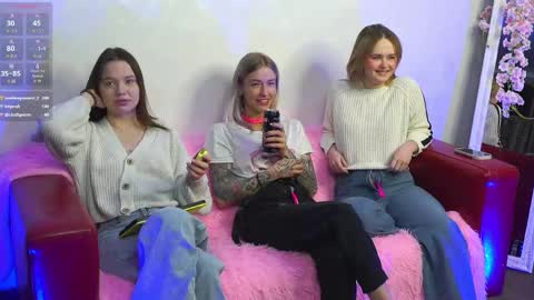 Snapshot of kebesheska chatting on 02-24-25, 02:26 Seb Polly Roxy Jonny online show from 02-24-25, 02:26
