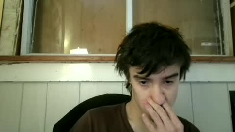 Snapshot of keegang34 chatting on 10-27-25, 04:33 keegang34 online show from 10-27-25, 04:33