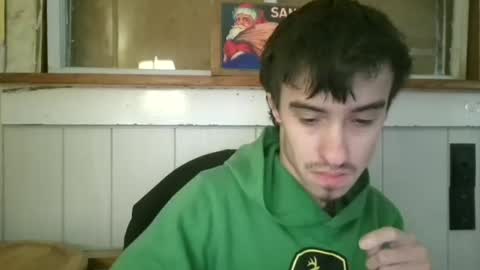 Snapshot of keegang34 chatting on 12-20-25, 07:10 keegang34 online show from 12-20-25, 07:10